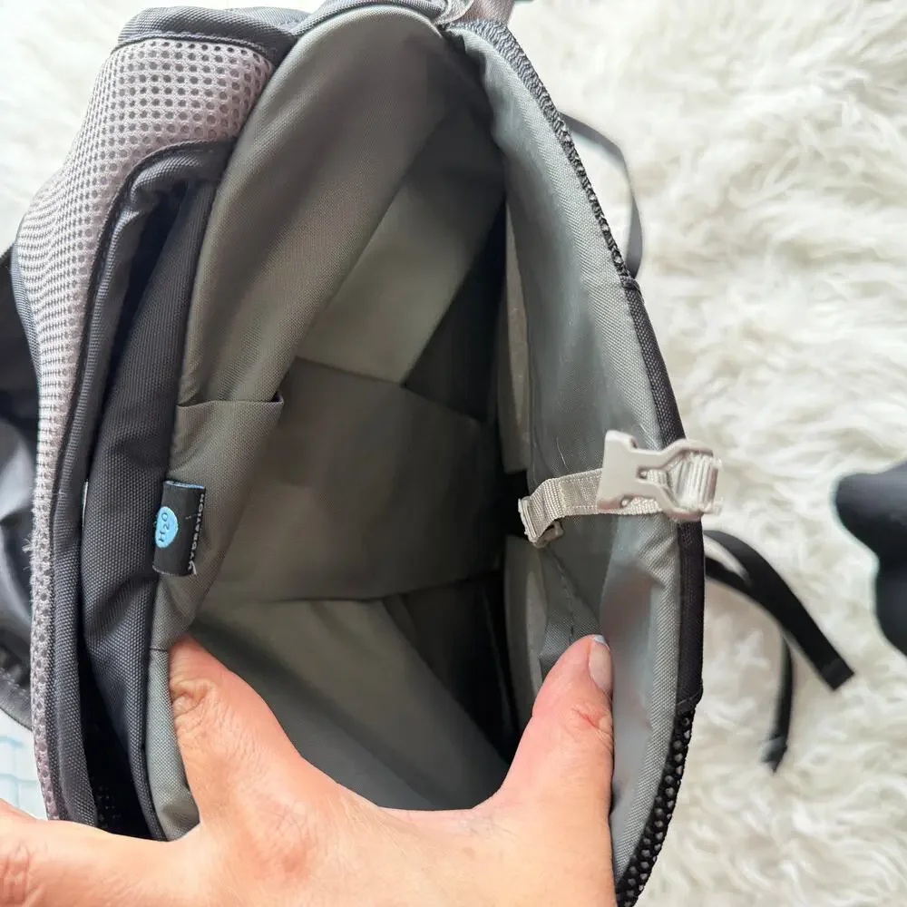 Osprey Daylite Plus Backpack in Black featuring a front stash pocket - Picture 9 of 14